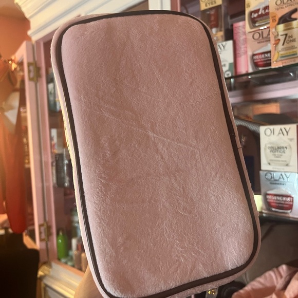 Juicy Couture Makeup Bag NWT - Picture 3 of 3